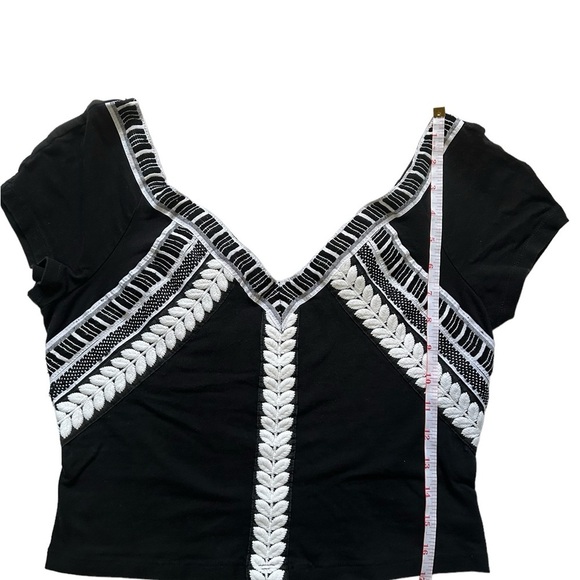 3 For 25 Black zip up sexy top - Picture 3 of 6